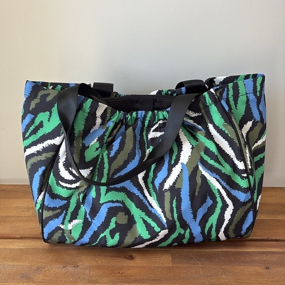 Diane Von Furstenberg X Target Disco Zebra Green Tote Bag NEW! - Picture 7 of 7